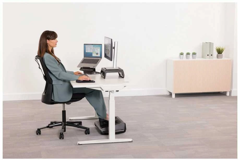 Fellowes | Foot Support Breyta | Juodas