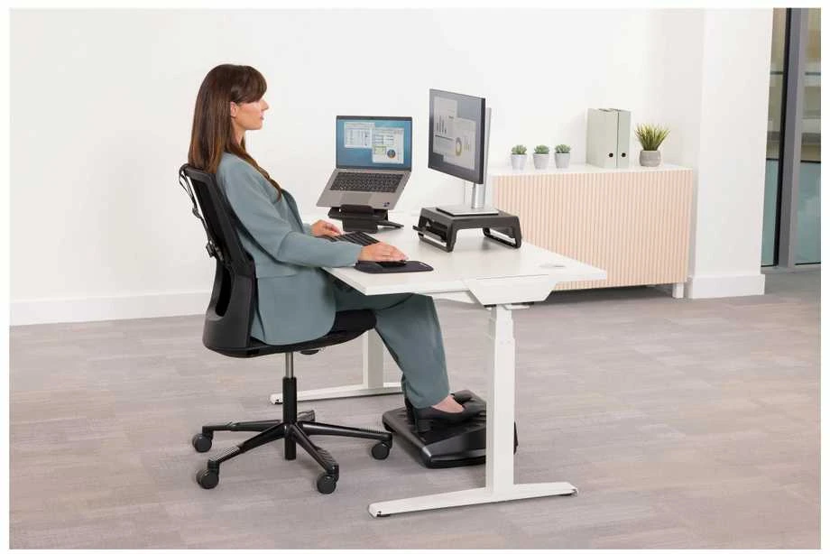 Fellowes | Foot Support Breyta | Juodas
