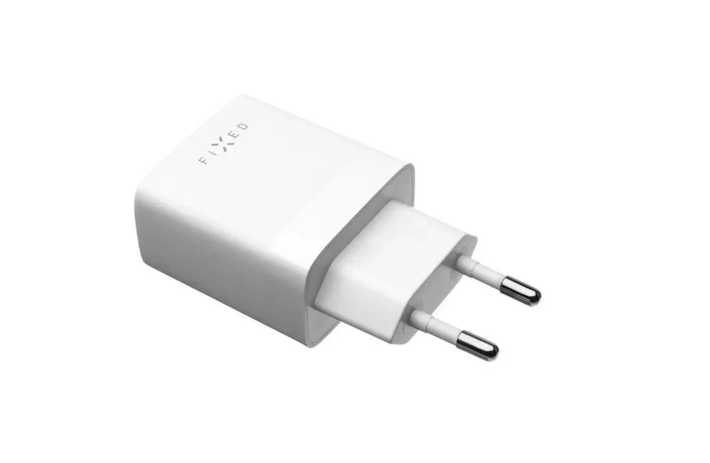Fixed Fiksuotas | Dvigubas USB kelioninis įkroviklis 17 W ir USB/USB-C laidas | FIXC17N-2UC-WH