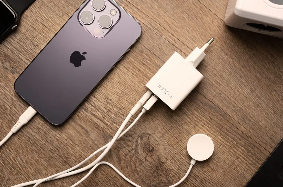 Fixed Fiksuotas Mini USB-C/USB kelioninis įkroviklis 45W | FIXC45M-CU-WH