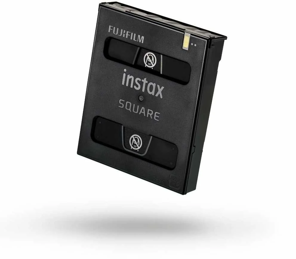 Fujifilm | Instax Square Rainbow (10) Momentinis filmas | 72 x 86 mm | 2,4 x 2,4 colio vaizdo sritis; 3,4 x 2,8 colio spausdinimo dydis | Kiekis 10