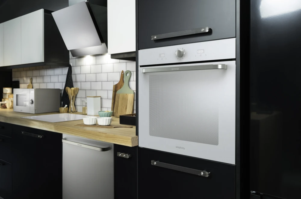 Orkaitė Gorenje BOS6737SYW