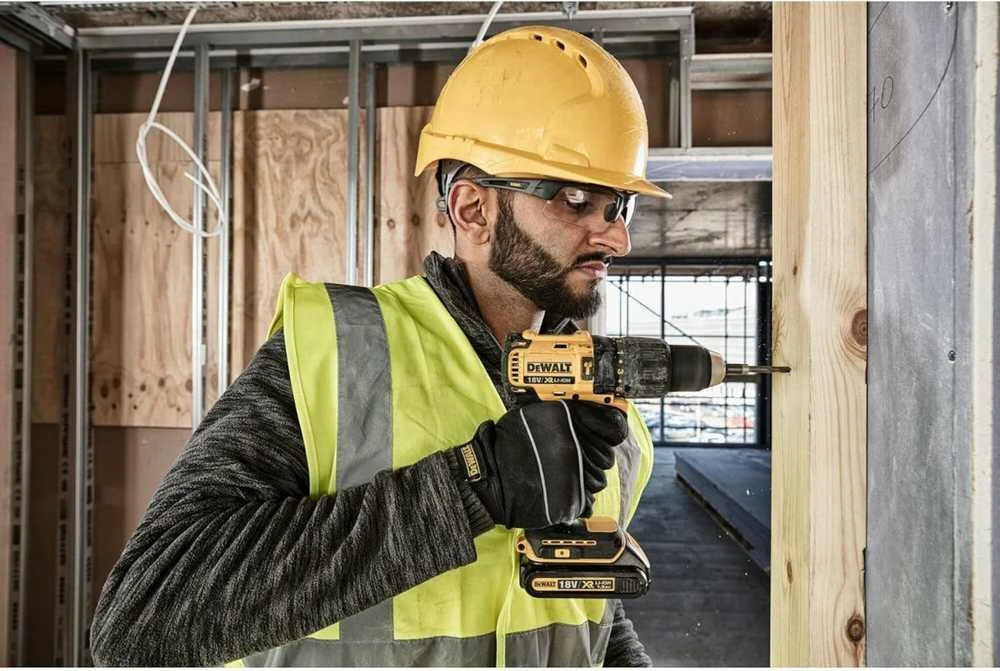 Grąžtas Smūginis suktuvas-gręžtuvas DeWalt DCD778D2T-QW; 18 V; 2x2,0 Ah akum.