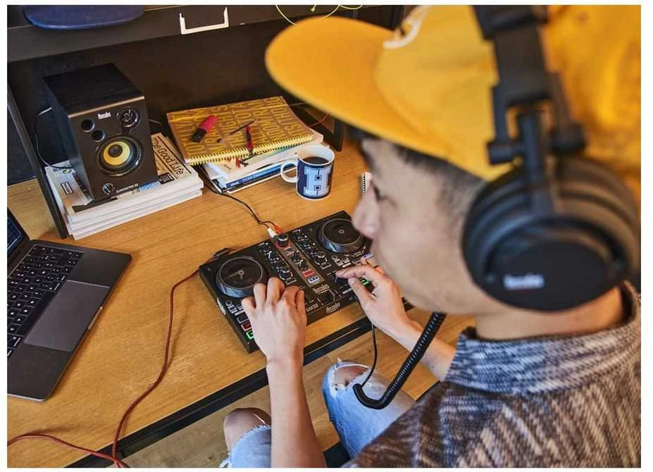 Hercules | DJ mokymosi rinkinys MK2 | Garsiakalbiai | USB jungtis