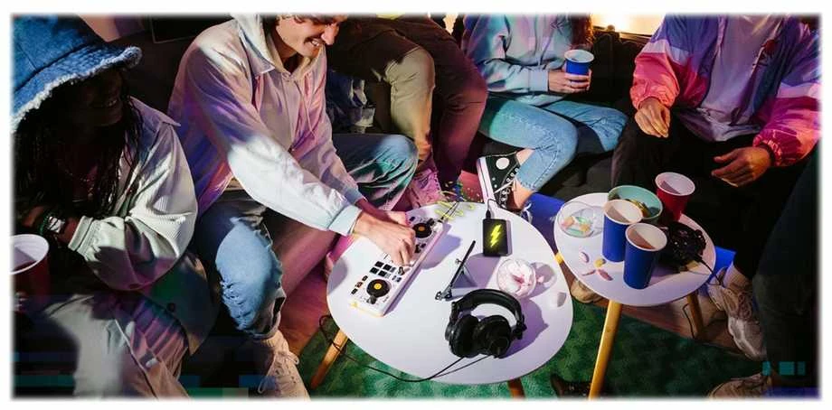 Hercules | DJControl Mix | Garsiakalbiai | USB jungtis | „Bluetooth“