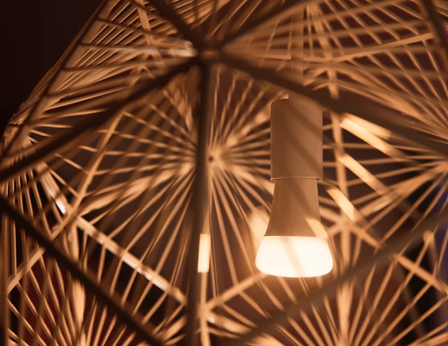 Philips Hue "White ambiance” pradžios rinkinys: 2 E27 išmaniosios lemputės (1100) + šviesos reguliatoriaus jungiklis