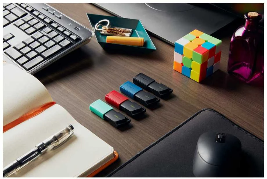 USB laikmena Kingston 128GB USB 3.2 Gen 1 DataTraveler Exodia M