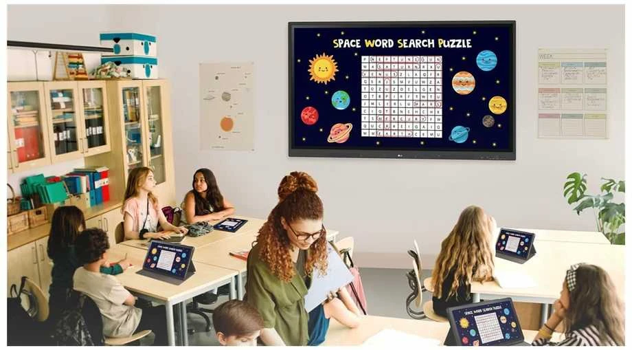 Monitorius „LG Multi Touch CreateBoard“ | 86TR3DK-B | Infraraudonųjų spindulių | 86" | 350 cd/m² | Kraštovaizdžio | 16/7 | „Android“ | „Wi-Fi“ | 8 ms | 178° | 178° | Jutiklinis ekranas