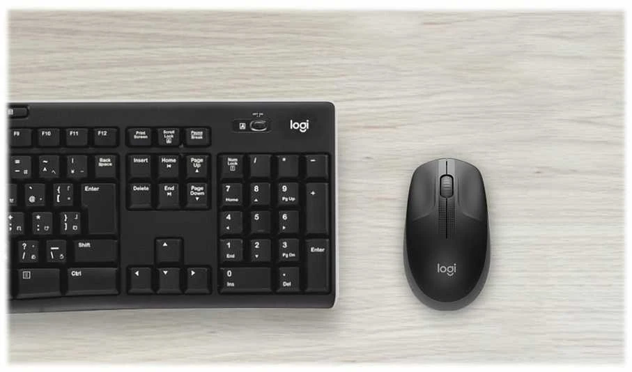 Belaidė pelė Logitech M190, juodos spalvos