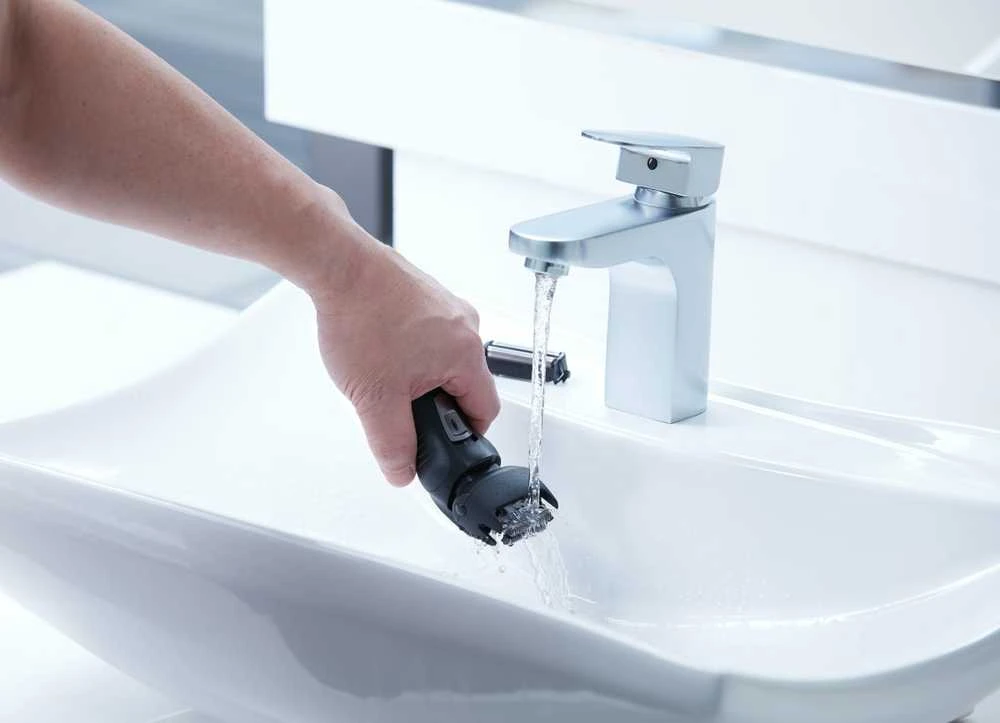 Barzdaskutė Panasonic | Skustuvas | ES-RW31-K503 | Veikimo laikas (maks.) 21 min | NiMH | sidabras
