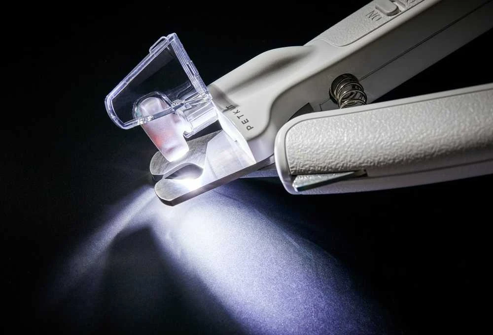PETKIT nagų kirpimo žirklės su LED apšvietimu