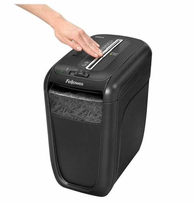 Fellowes Powershred | 60Cs | Juodas | 22 L | Kreditinių kortelių smulkinimas | 75 dB | Popieriaus apdorojimo standartas / išvestis 10 lapų per eigą | Skersinis smulkintuvas | Garantija 24 mėn.