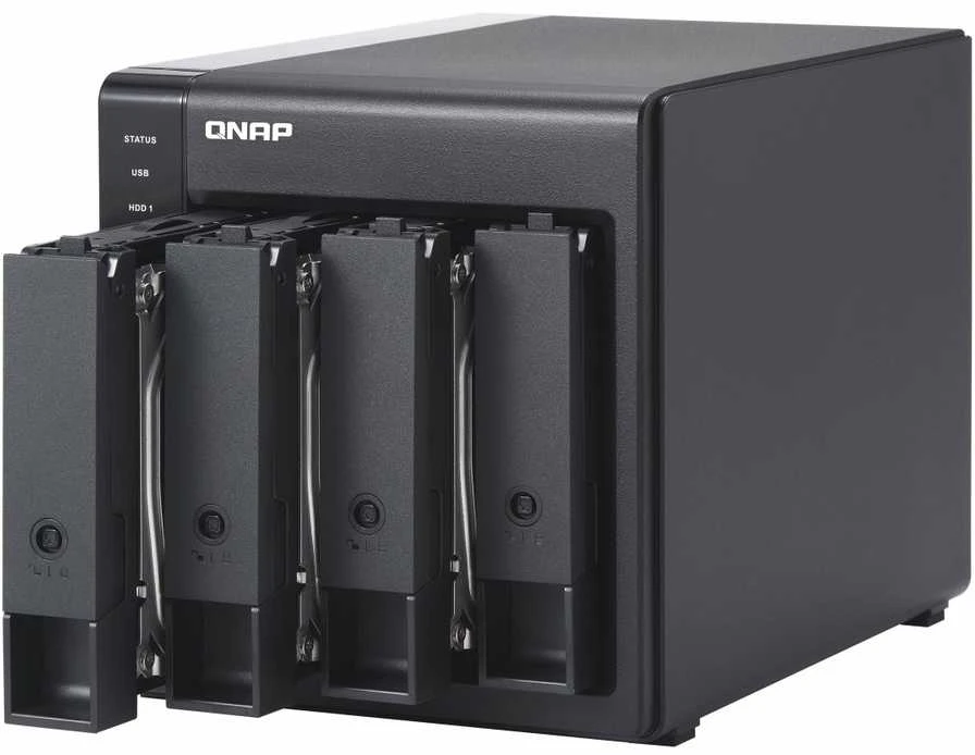 QNAP TR-004 diskų masyvas Juoda