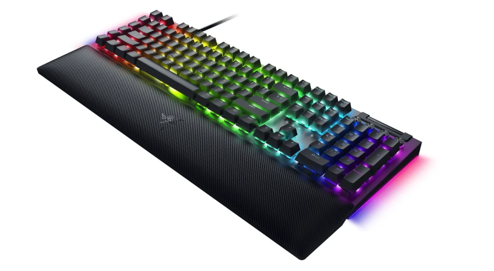Razer | BlackWidow V4 | Klaviatūra žaidimams | su laidu | Cyrillic | Geltona Switches | Juodas