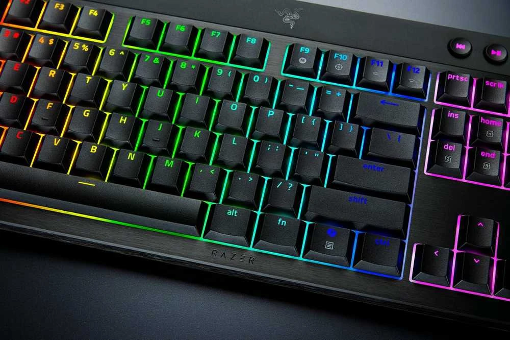Klaviatūra žaidimams Razer BlackWidow V4 HyperSpeed Razer Geltona belaidė mechaninė su pašvietimu juoda