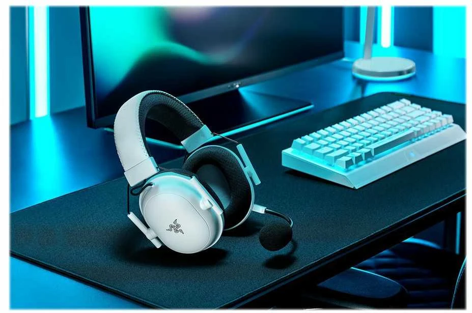 Ausinės RazerBlackShark V2 Pro skirta PlayStation | Belaidės | Over-Ear | Mikrofonas | Noise canceling | Baltos