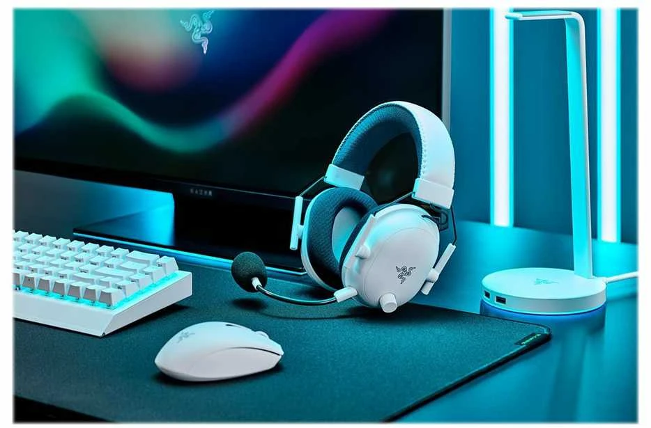 Ausinės RazerBlackShark V2 Pro skirta PlayStation | Belaidės | Over-Ear | Mikrofonas | Noise canceling | Baltos