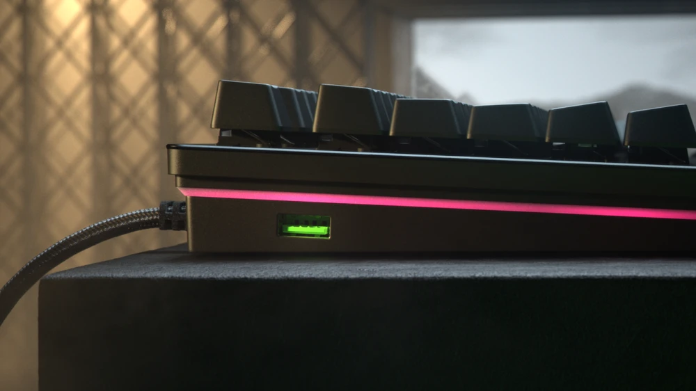 Analoginė Optinė Žaidimų klaviatūra Razer Huntsman V2, US išdėstymas