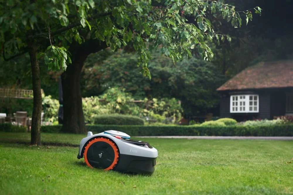 Segway Navimow i105E Belaidis vejos pjovimo robotas skirtas iki 500 m² vejai