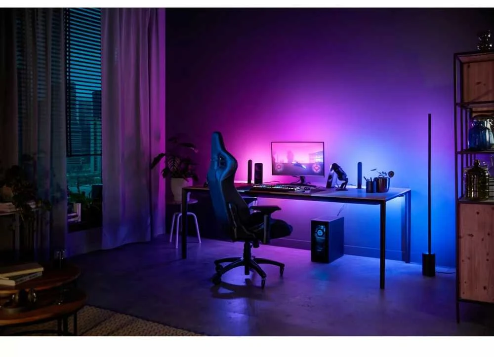 „Philips Hue Gradient PC Lightstrip“ 32–34 colių pradinis rinkinys | 19 W