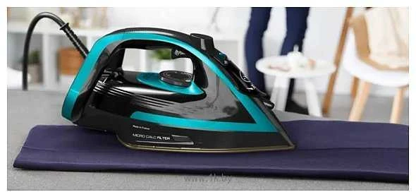 TEFAL | Lygintuvas | FV8066E0 | Garų lygintuvas | 3000 W | Vanduo tank capacity 270 ml | Continuous steam 50 g/min | Steam boost performance 280 g/min | Juodas/Mėlyna
