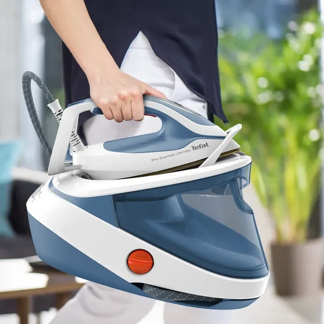 TEFAL | Steam Station Pro Express | GV9710E0 | 3000 W | 1,2 l | 7,6 baro | Automatinis išjungimas | Vertikali garų funkcija | Kalkių valymo funkcija | Baltas/Mėlyna