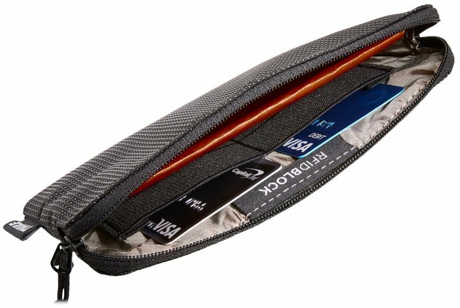 Thule | Crossover 2 | Travel Organizer | 2-in-1 pouch | Juodas