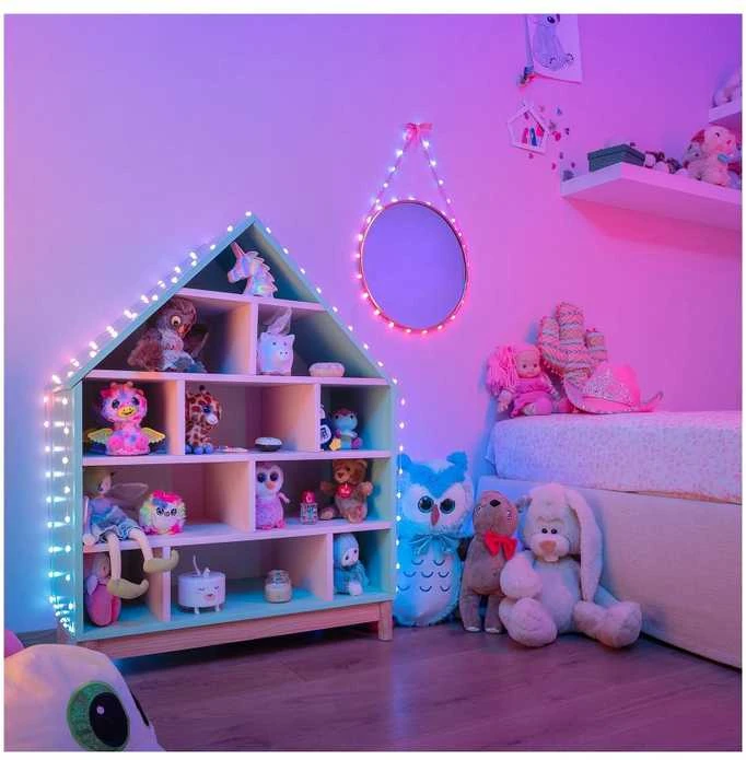 „Twinkly Candies“ 100 širdies formos RGB šviesos diodų, skaidrus laidas, USB-C