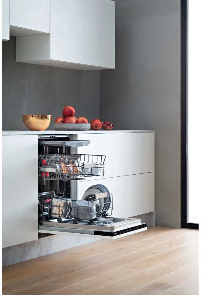 WHIRLPOOL Indaplovė WSIP4O33PFE, D energijos klasė (senas A+++), 45 cm, Powerclean PRO, Trečias krepšelis, 9 programos
