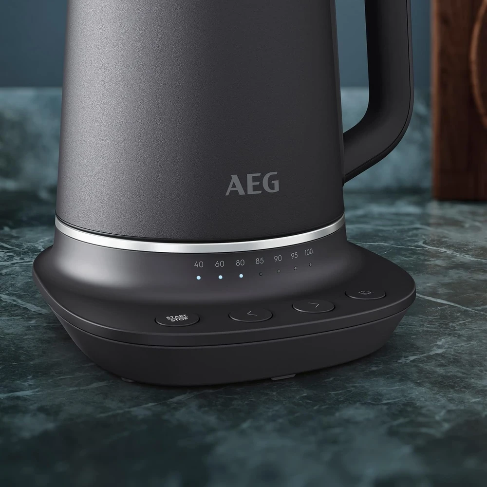 AEG elektrinis virdulys 1,7 l, 2400 W, temperatūros reguliavimas, K7-1-6BP