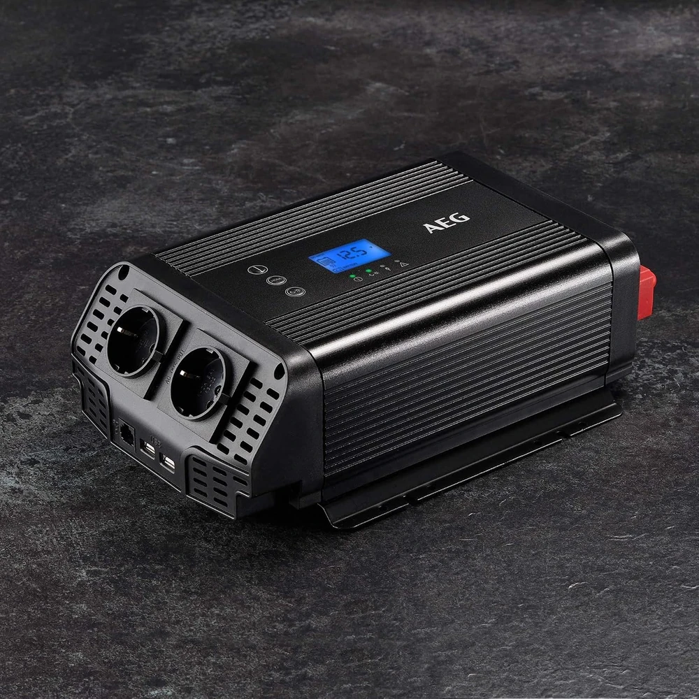 AEG grynosios sinusoidės įtampos keitiklis automobiliui 600 W, 12 V į 230 V, su USB, 10059
