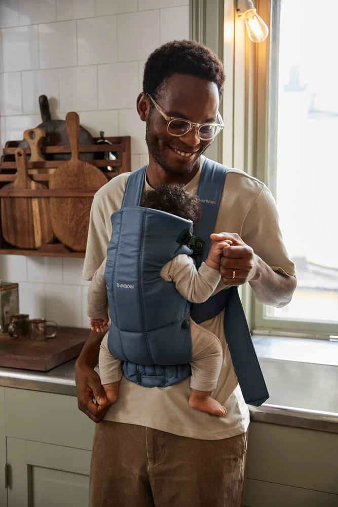 BabyBjörn kūdikių nešioklė Mini, austa, 3,2–11 kg, vintažinės indigo spalvos, 21174