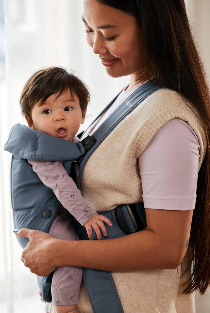 BabyBjörn kūdikių nešioklė Mini, austa, 3,2–11 kg, vintažinės indigo spalvos, 21174