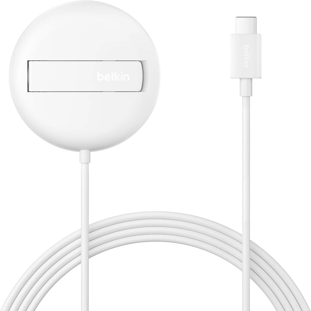Belkin BoostCharge Pro belaidis magnetinis Qi2 įkroviklis 15 W su stovu WIA011hqWH