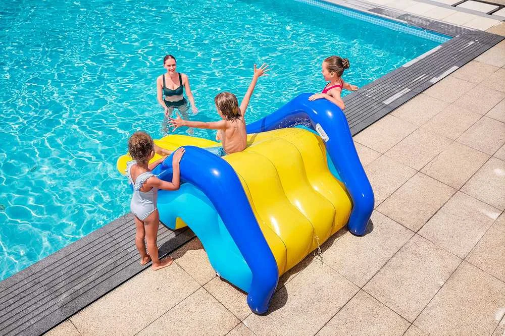 Bestway baseino čiuožykla, PVC, integruotas vandens purkštuvas, 247 × 124 × 100 cm, 52453