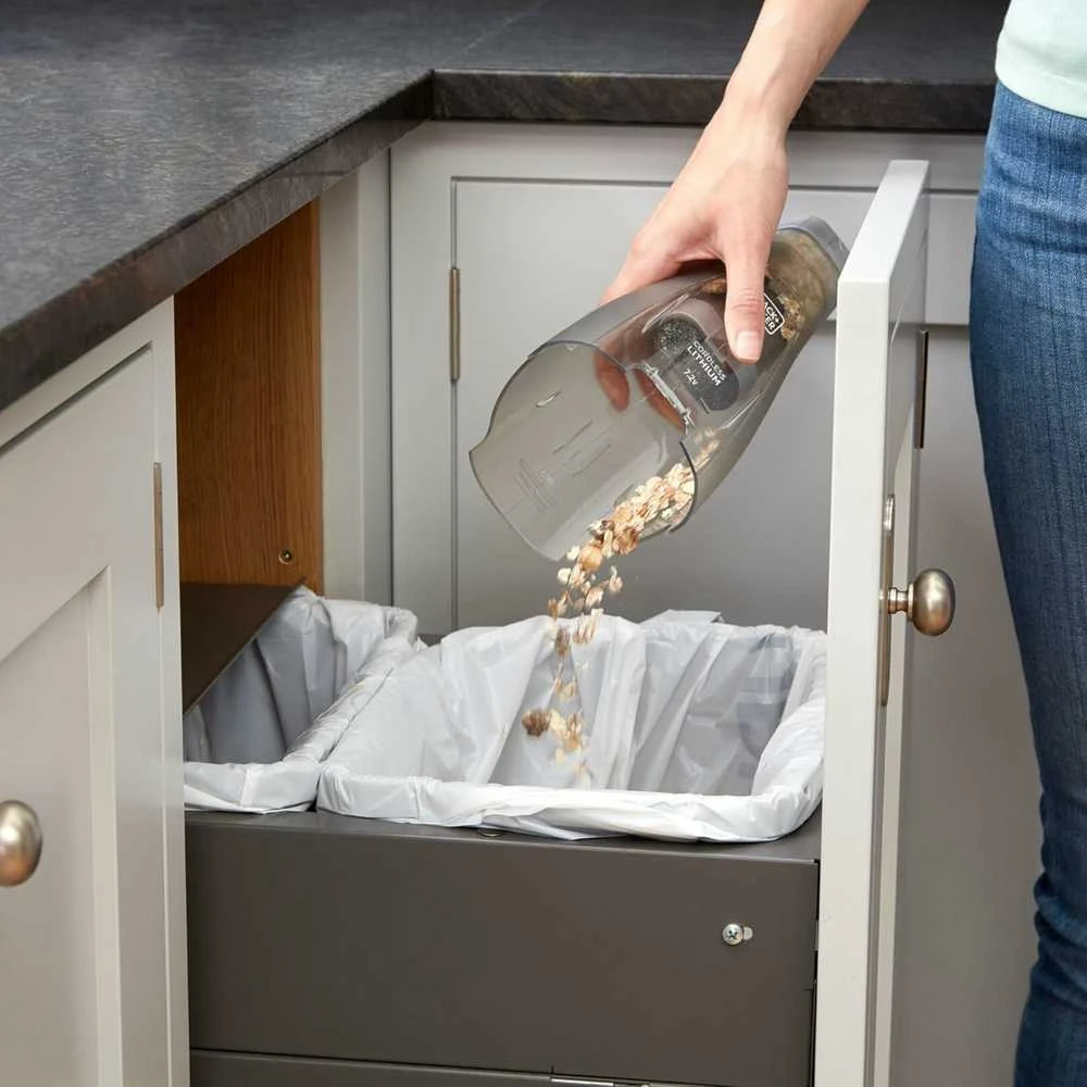 Black & Decker Juodas+DECKER Dustbuster Rankinis dulkių siurblys