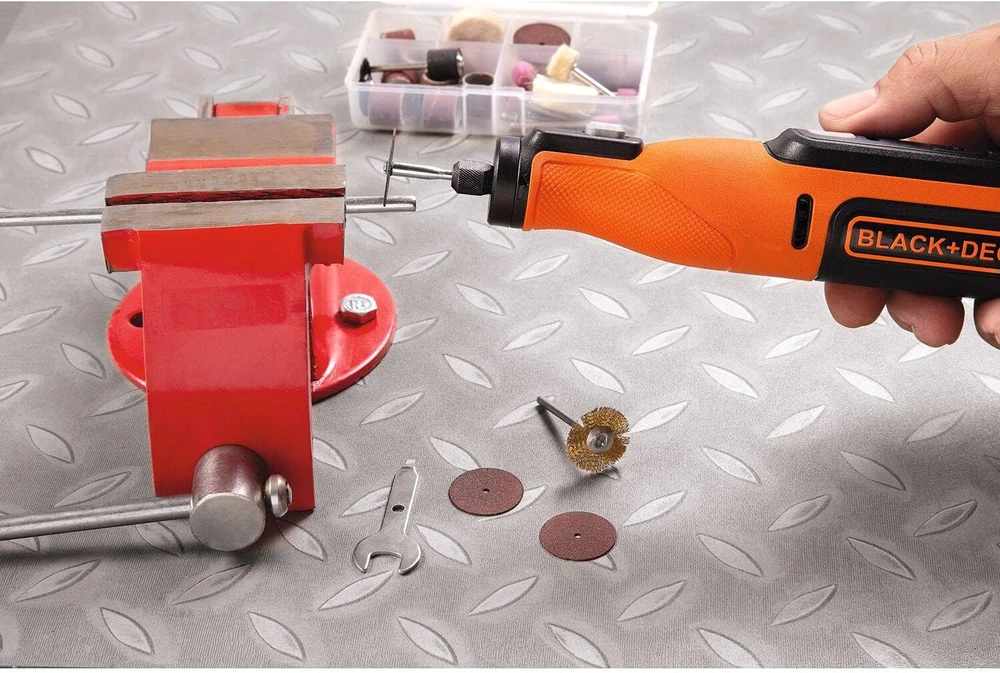 Black & Decker BD šlifuoklis MULTI. 8V +52szt. AKCESORIÓW BCRT8IK