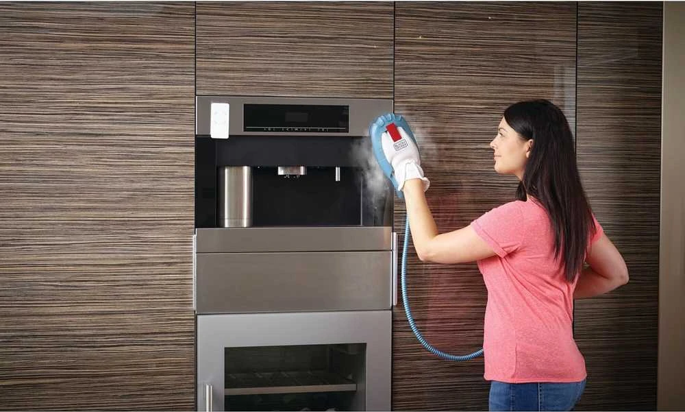 Black & Decker Juodas & Decker garinis dulkių siurblys, 1600 W, 500 ml talpa, BHSM1615DAM-QS