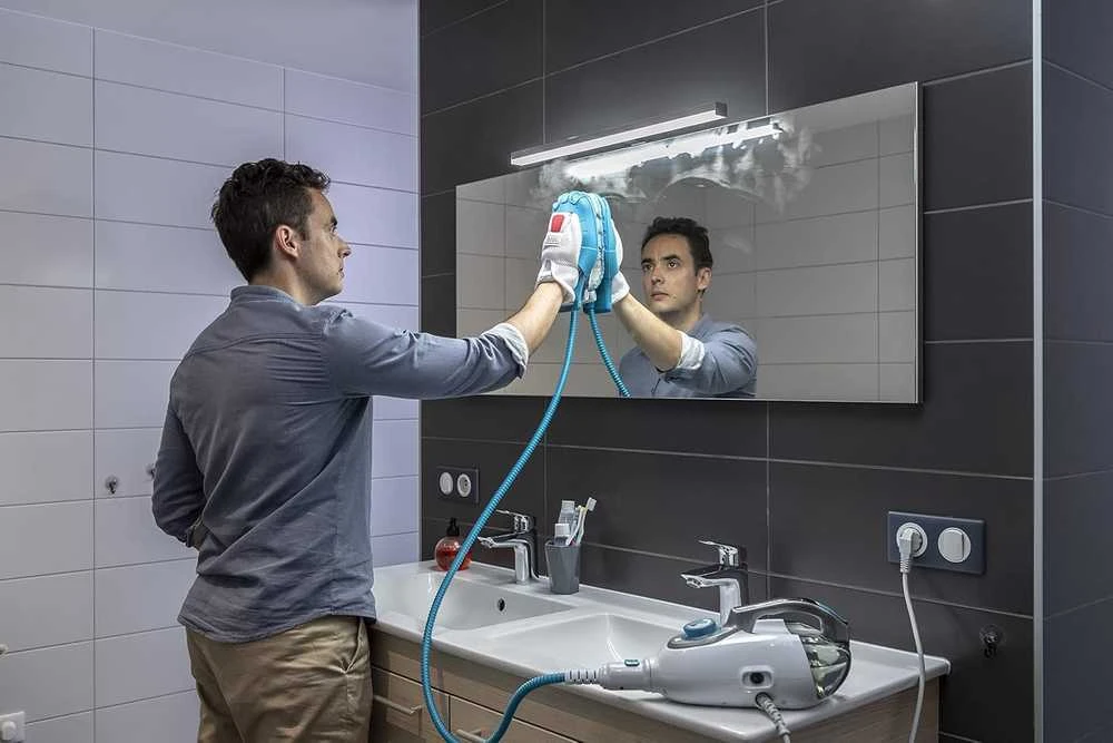 Black & Decker Juodas & Decker garinis dulkių siurblys, 1600 W, 500 ml talpa, BHSM1615DAM-QS