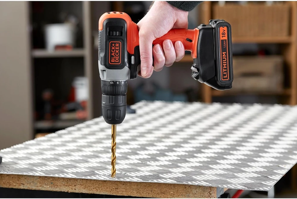 Black & Decker Akumuliatorinis gręžtuvas-suktuvas BCD001C1-QW, 18V, 1x1,5 Ah