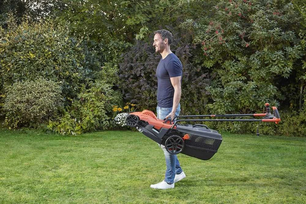 Black & Decker JUODOS + DECKER ELEKTRINĖS ŽOJĖJOS 1600W / 38cm