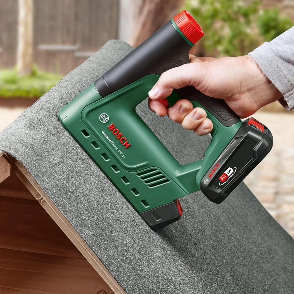 Bosch Akumuliatorinis segiklis UniversalTacker18V-14 be akumuliatoriaus ir kroviklio