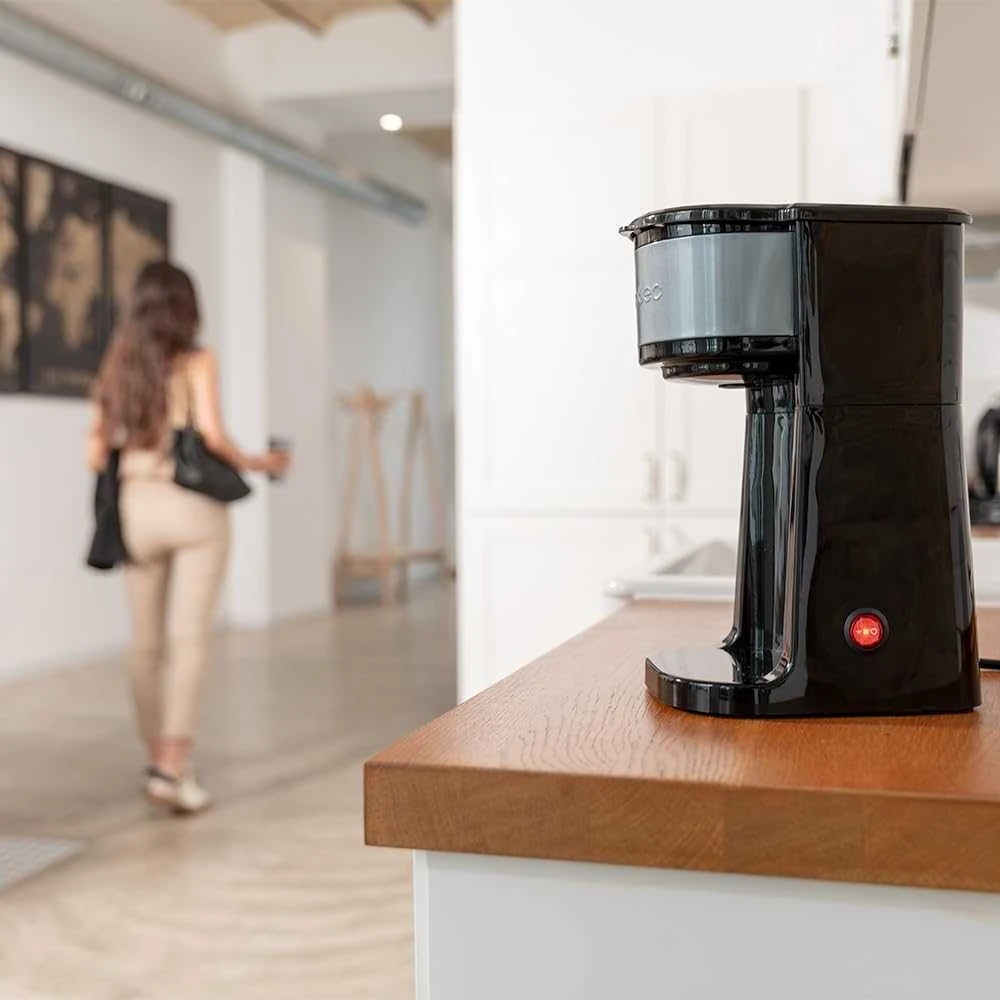 Cecotec Coffee 66 Drop&Go lašinis kavos aparatas su termopuodeliu, 420 ml, 700 W