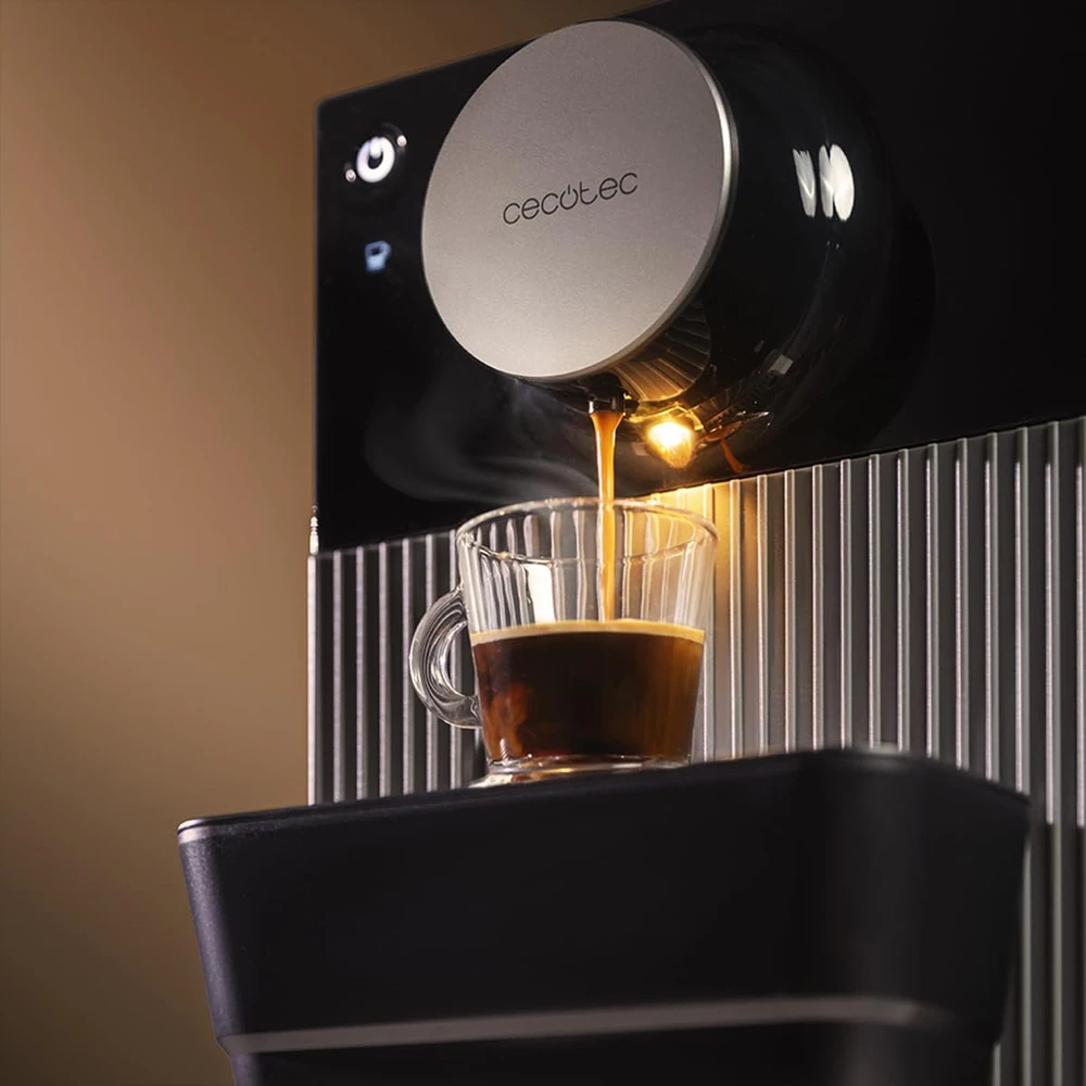 Cecotec superautomatinis kavos aparatas Cremmaet Cube 1350 W, 19 bar, integruotas malūnėlis