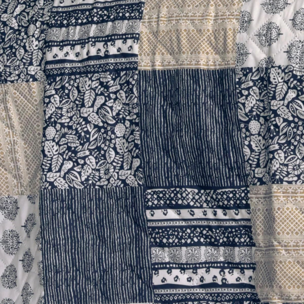 Delindo Lifestyle skiautinių stiliaus vintažinio lovos užtiesalas, 220 × 240 cm, poliesteris