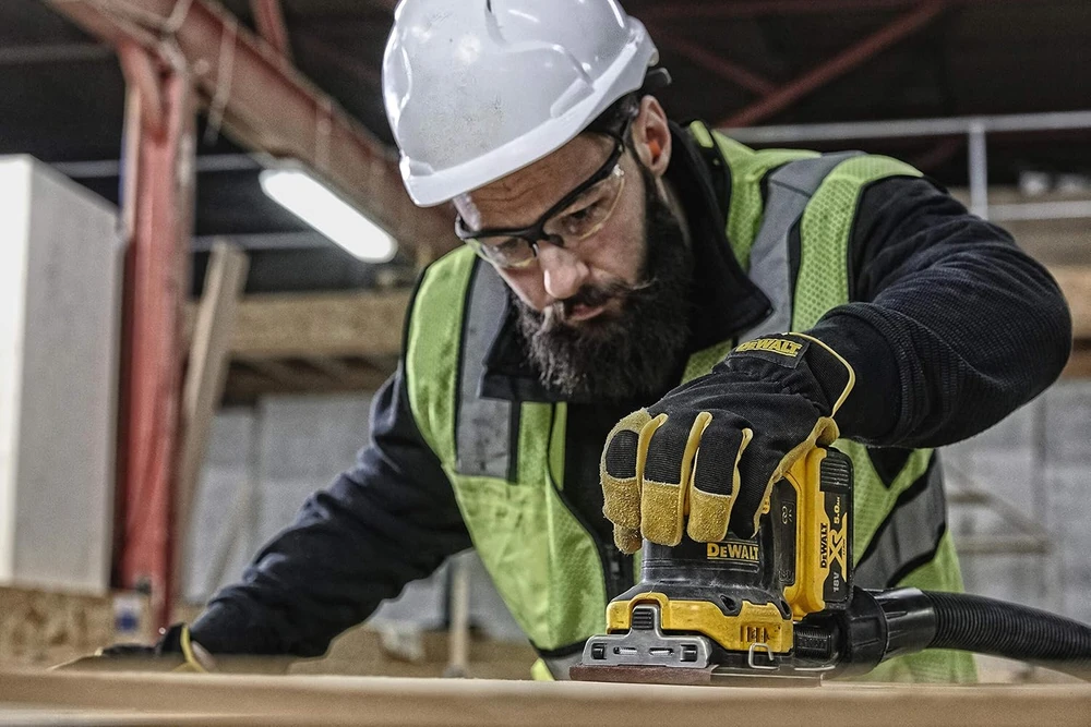 Dewalt vibracinis šlifuoklis DCW200NT, 18V, lagaminas,  be akumuliatoriaus ir kroviklio