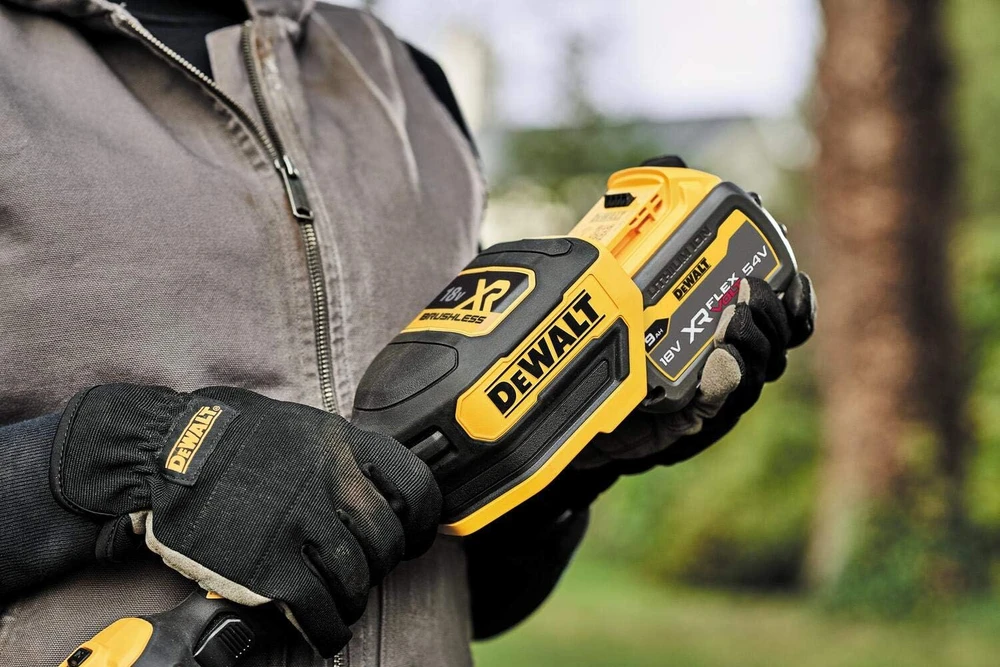 Akumuliatorinė žoliapjovė / trimeris DeWalt 18V, 1x 5.0Ah (DCMST561P1-QW)