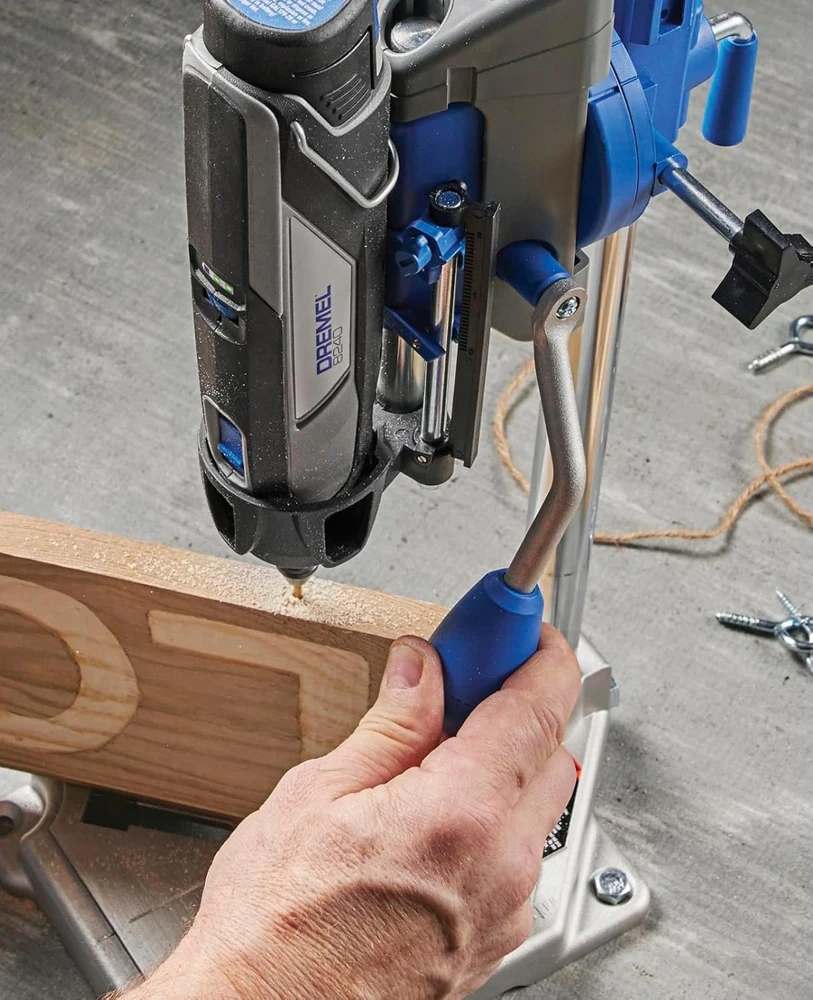 Dremel 8240-5 su 5 priedų