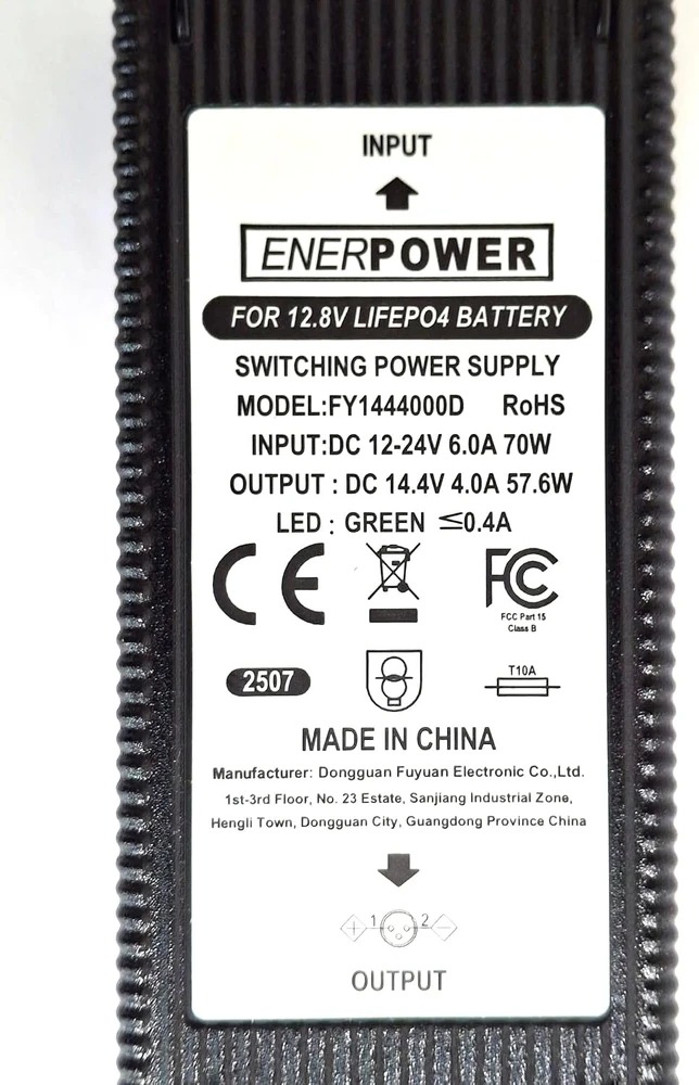 Enerpower automobilinis DC-DC akumuliatorių įkroviklis 12–24 V, 14,4 V, 4 A FY2943000D