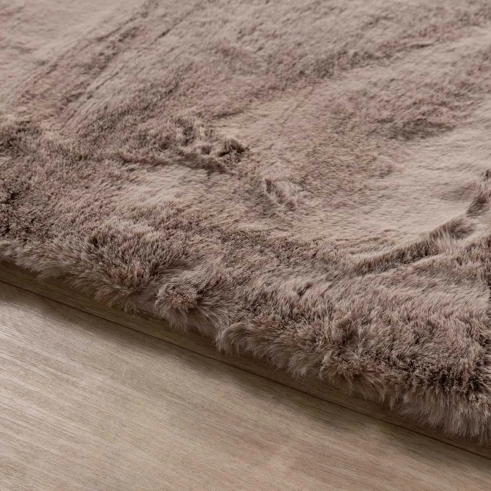 FRAAI Home & Living minkštas poliesterio kilimas 80 × 150 cm Comfy Supreme taupe